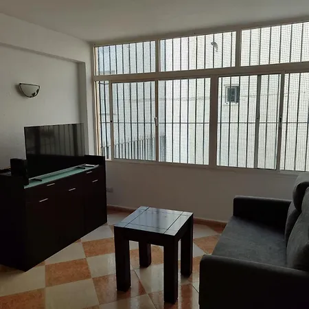 Reyes Apartment